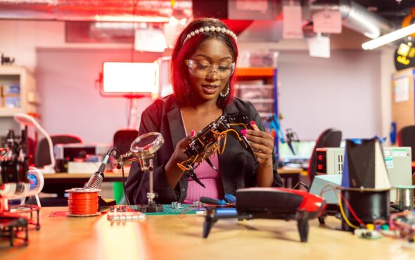 this_is_engineering-woman-8499959_1920